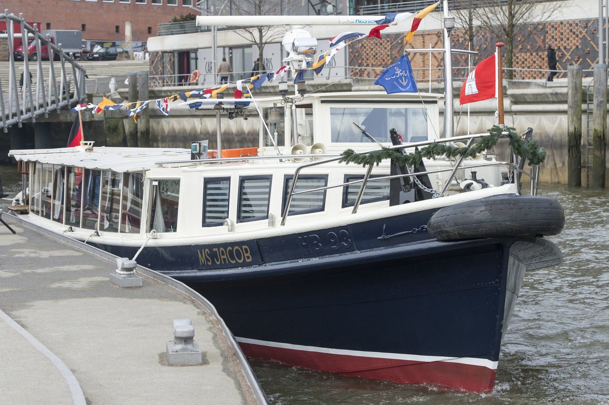 Hotel Louis C. Jacob Hamburg Dış mekan fotoğraf The Jacob at the 2012 London Boat Show